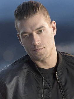 Xander Corvus