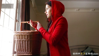 Valentina Nappi gets caught in the forest by Danny D