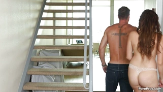 Marina Visconti seduces this dude with her curves