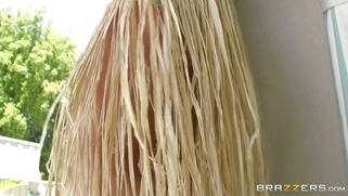 Loni Evans has incredible big tits and gorgeous blue eyes