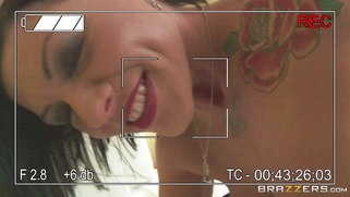 Sexy natural MILF Jezebelle Bond posing for her new fucker