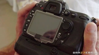 Jenni Lee sucks the wedding photographer Johnny Sins