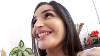 19yo Emily Willis gets her rectum destroyed