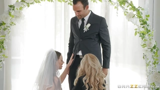 Jillian Janson and Nina Hartley give blowjob to Alex Legend