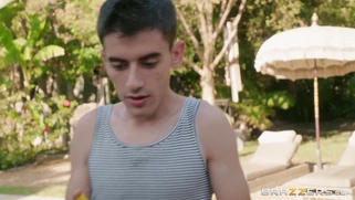 Lisa Ann gets her big tits worshipped by the pool