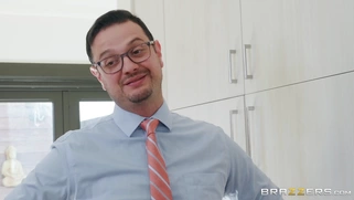 MILF Eva Long was almosht caught being fucked