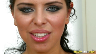 Kira Queen demonstrating her tit fucking skills in POV