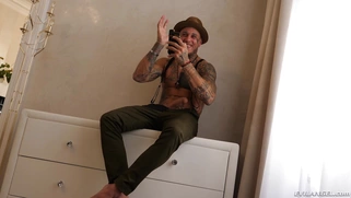 Kristy Black is fingering her asshole