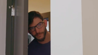 Jolee Love in VR goggles is playing with her pussy