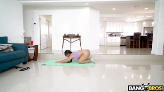 Rose Monroe does yoga with her teacher Charlie Mac