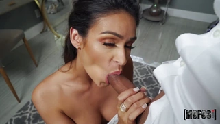 Katana Kombat gives masterful blowjob in POV