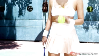 Tennis playing blonde Natalia Starr makes her coach horny