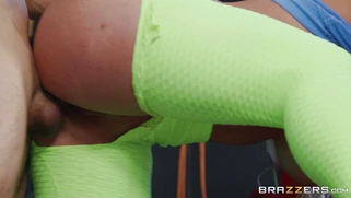 Alura Jenson in ripped leggings gets pussy drilled from behind