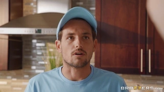 Alura Jenson is going to fuck the plumber Tyler Nixon