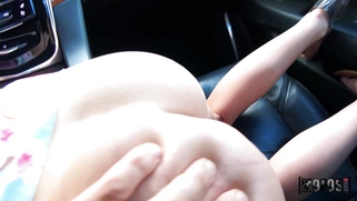 Lola Leda is sucking cock on the driver's seat