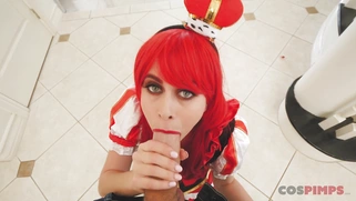 Jill Kassidy is sucking the huge cock in POV