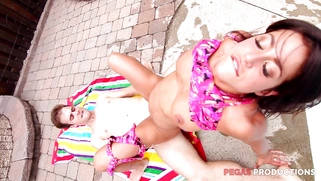 Busty Heidi Van Horny rides the hard rod poolside