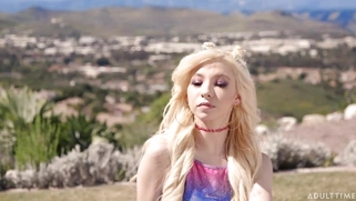 Kenzie Reeves gives nice blowjob to Ramon Nomar