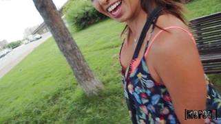 Latina Frida Sante is sucking cock in POV