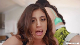 Ella Knox and Violet Myers give masterful blowjob