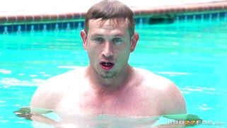 Stunning temptress Corinna Blake beckons him over for a poolside fuck
