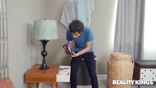 Eva Notty gives blowjob to Ricky Spanish after the shower