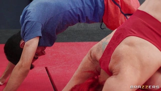 Jordi gor amazed by Nicolette Shea's delightful parts