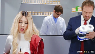 Kenzie Reeves starts masturbating in the pharmacy