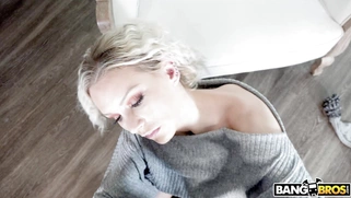 Blonde Kenzie Taylor gives blowjob in POV