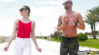 Lya Missy and Potro are walking next to the beach