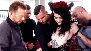 Inked Lydia Black issucking five big cocks