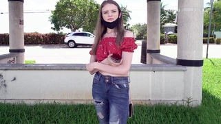 Jessae Rosae is getting picked up on the street