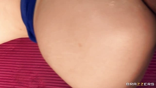 Kenzie Reeves gets her ass fucked doggystyle in POV