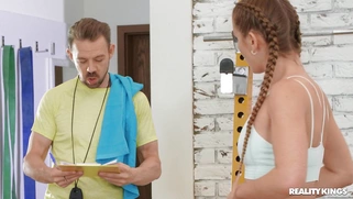 Alexis Crystal rips her leggings and shows off the butt plug in her ass