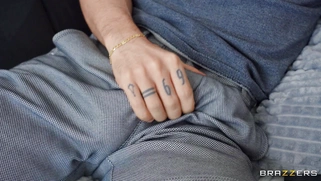 Russian Gina Gerson gives nice footjob to Raul Costa