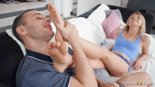 Russian Gina Gerson gives nice footjob to Raul Costa