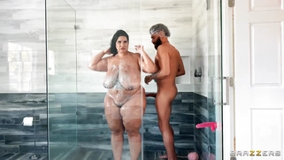 Sofia Rose and Xander Corvus in the shower