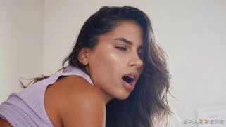 Latina Baby Nicols orally pleasures the lucky dick