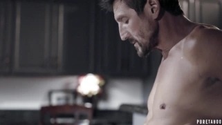 Sarah Vandella and River Fox are sucking Tommy Gunn's cock