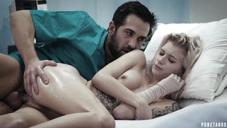 Arya Fae gets her pussy slammed in spoon