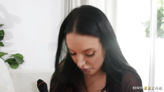 Angela White is sucking the big cock in POV