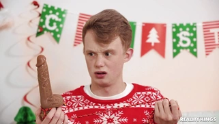 Miss Raquel gets her ass dildoed by Jimmy Michaels