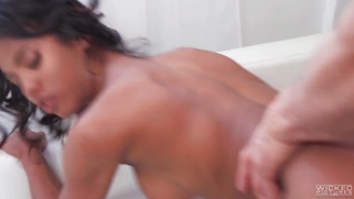 Nia Nacci gets fucked by Tommy Gunn doggystyle