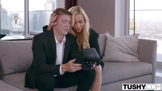 Elsa Jean loves getting her ass licked and fucked