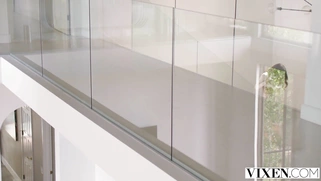 Rich girl Scarlit S. seduces her bodyguard Alex Legend