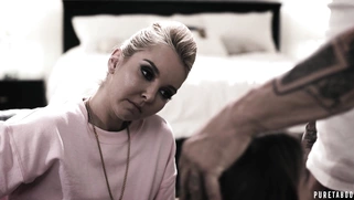 Kristen Scott and Aaliyah Love are sucking the cock