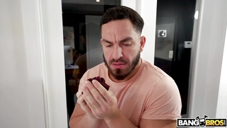 Bailey Base caught Peter Green stealing her panties