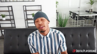 Payton Preslee shows off her nice big tits