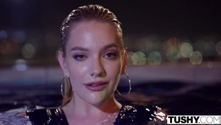 Kenna James and Vicki Chase have passionate foursome