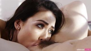 Melissa Moore is licking Belle Noire's slit